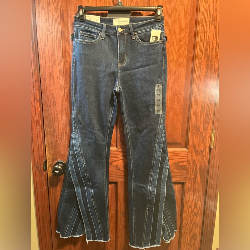 Flying Monkey Buckle Jeans High Rise Super Flare NWT 27x 32